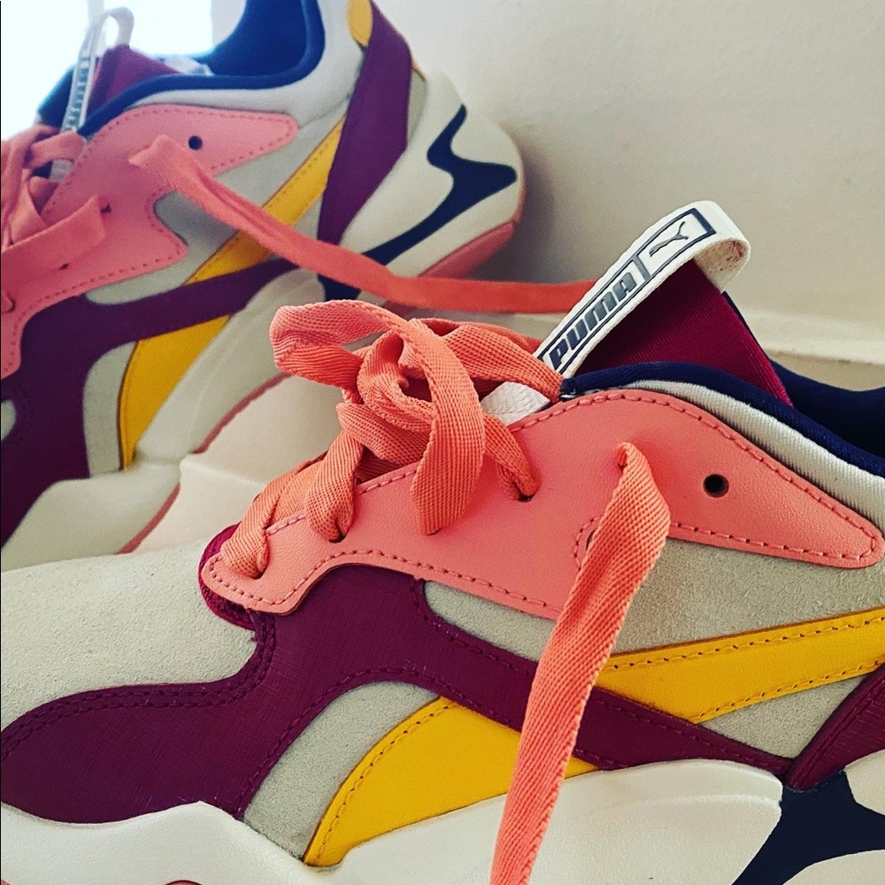 Pumas 
Women’s 7.5 
Designer inspired
New